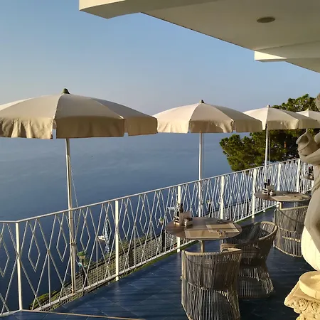 Grand Excelsior Hotel 4*