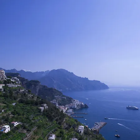 Grand Excelsior Hotel 4*