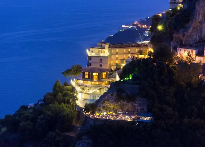 Grand Excelsior Отель