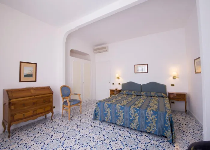 Grand Excelsior Отель