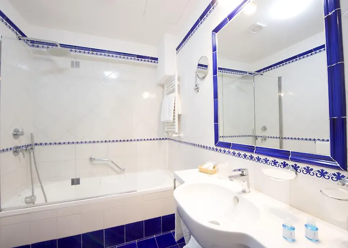 Grand Excelsior Отель