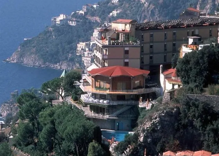 Отель Grand Excelsior Амальфи