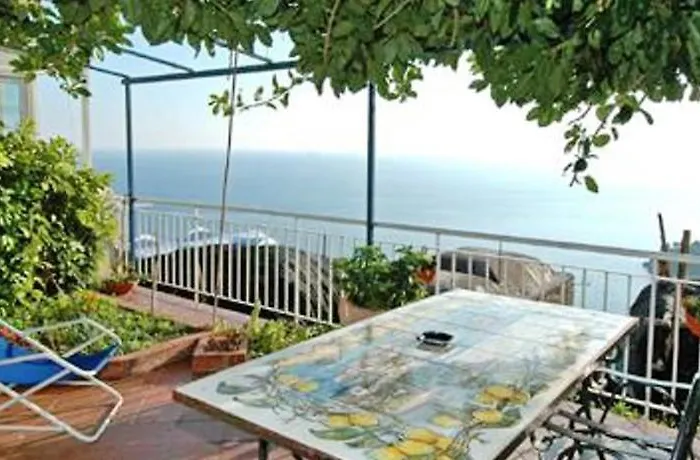 Grand Excelsior Hotel 4*