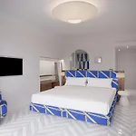 Grand Excelsior Hotel