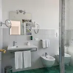 Grand Excelsior Hotel 4*
