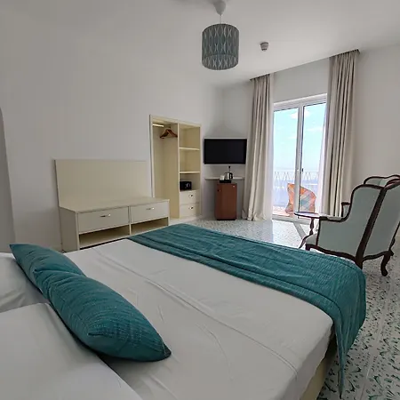 Отель Grand Excelsior 4*